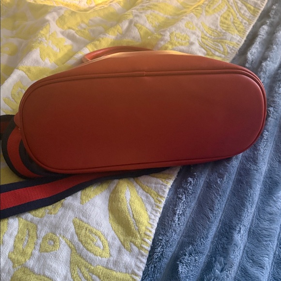 Longchamp Vibrant Orange Shoulder Bag with Dual-Tone Strap - Picture 6 of 6